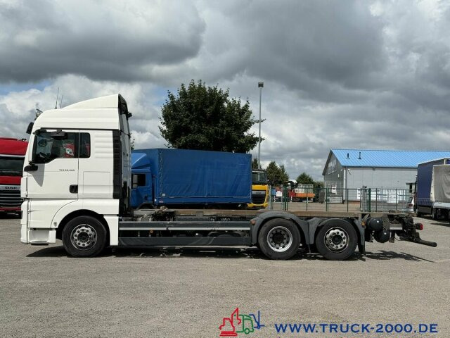 MAN TGX 26.480 XLX Haus Bett hydr Hub Multi Wechsler - Контейнеровоз/ Сменна каросерия камион: снимка 4 MAN TGX 26.480 XLX Haus Bett hydr Hub Multi Wechsler - Контейнеровоз/ Сменна каросерия камион: снимка 4