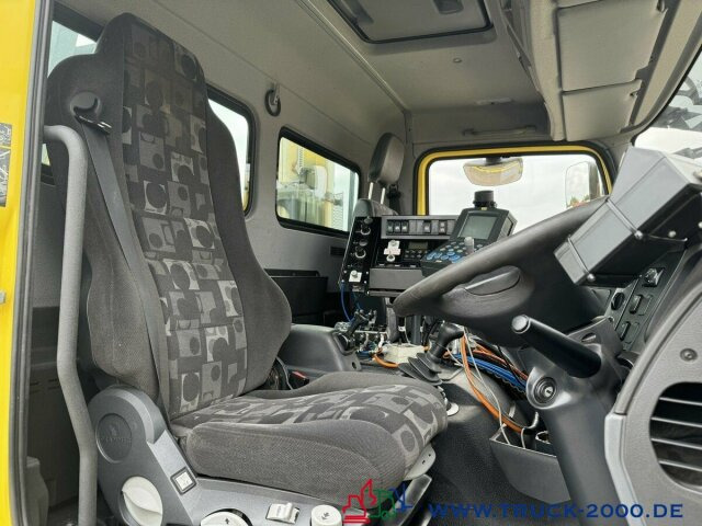 Мотометачна машина Mercedes-Benz 1524 Winterdienst - Streuer - Kehrmaschine: снимка 14