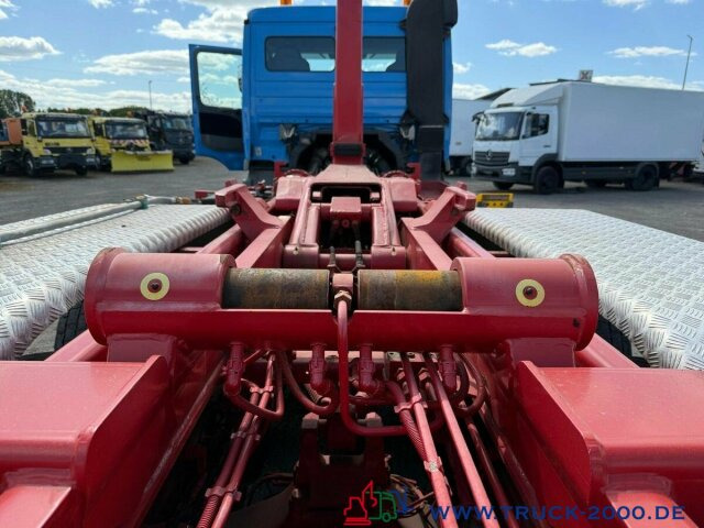 Mercedes-Benz 2746 Actros 6x4 Meiller Deutscher LKW - Мултилифт с кука камион: снимка 4 Mercedes-Benz 2746 Actros 6x4 Meiller Deutscher LKW - Мултилифт с кука камион: снимка 4