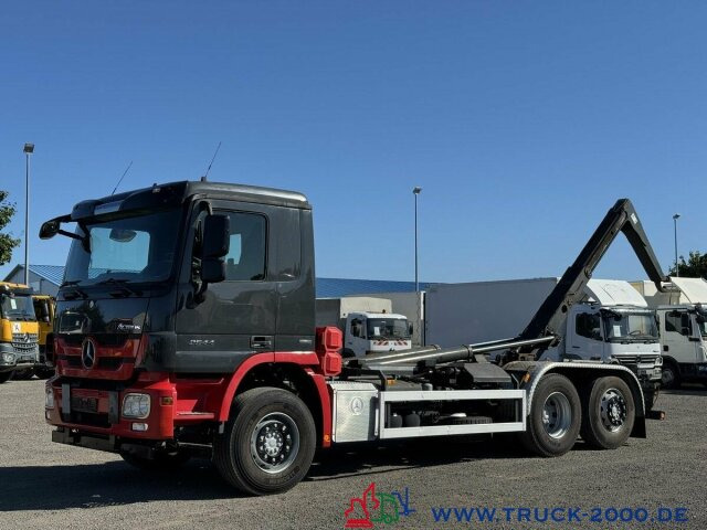Mercedes-Benz Actros 2544 6x2 Meiller RK 20.65 AHK 24.000 Kg - Мултилифт с кука камион: снимка 4 Mercedes-Benz Actros 2544 6x2 Meiller RK 20.65 AHK 24.000 Kg - Мултилифт с кука камион: снимка 4