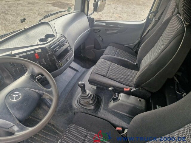 Interior photo 1: Камион фургон Mercedes-Benz Atego 1024 4x4 Ideal Basis Wohn-Expeditionsmobil