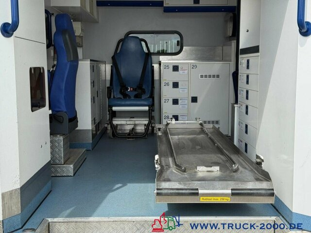 Лизинг на Mercedes-Benz Sprinter 516 Fahrtec RTW Luftfederung Retarder Mercedes-Benz Sprinter 516 Fahrtec RTW Luftfederung Retarder: снимка 11