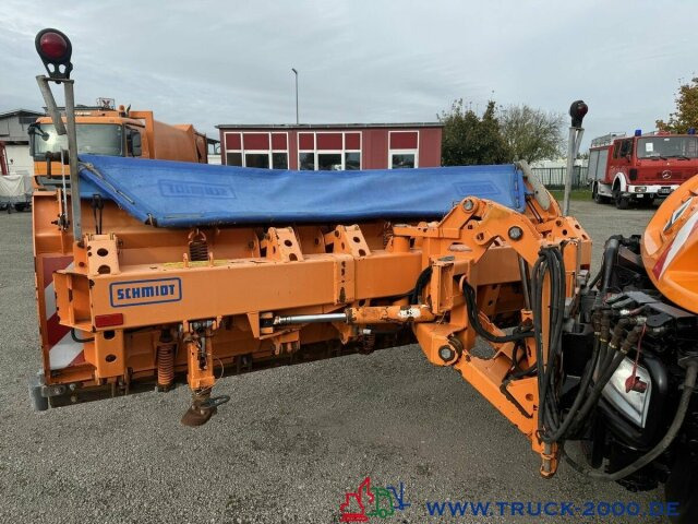 Unimog U400 Winter- Salzstreuer Schneeschild mit 231 PS - Снегорин: снимка 5 Unimog U400 Winter- Salzstreuer Schneeschild mit 231 PS - Снегорин: снимка 5