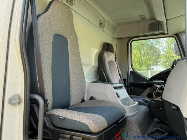 Volvo FL16 250 Tiefkühler MOTORSCHADEN / ENGINE BROKEN - Рефрижератор камион: снимка 2 Volvo FL16 250 Tiefkühler MOTORSCHADEN / ENGINE BROKEN - Рефрижератор камион: снимка 2