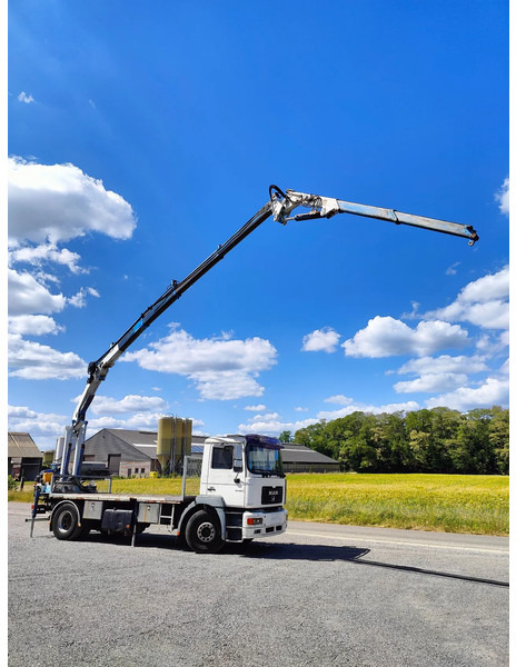MAN 18.410 F2000 Cormach 22000 E4F + jib - Бордови камион, Камион с кран: снимка 4 MAN 18.410 F2000 Cormach 22000 E4F + jib - Бордови камион, Камион с кран: снимка 4