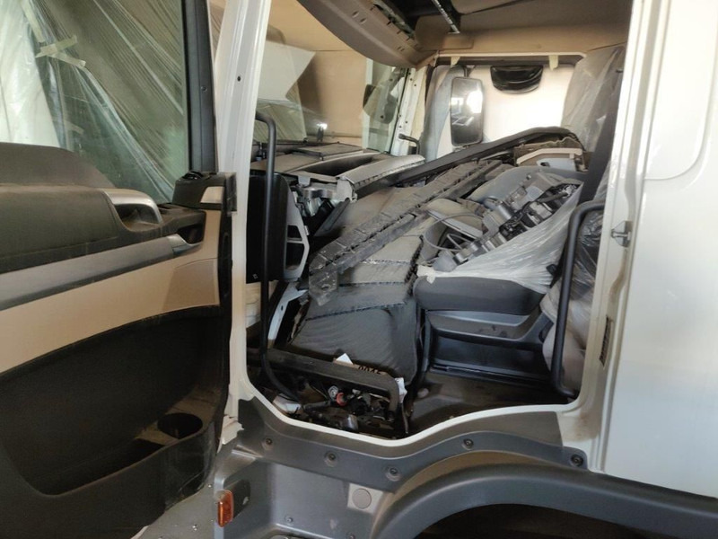 MAN Cabine TGL Euro6 - Кабина и интериор за Камион: снимка 3 MAN Cabine TGL Euro6 - Кабина и интериор за Камион: снимка 3