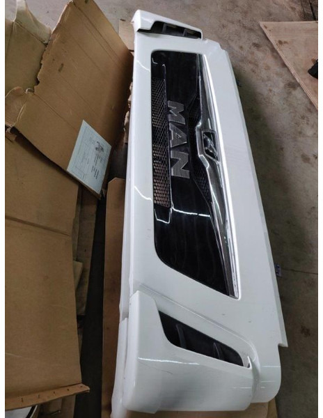 MAN Frontklep grille TGL Euro6 - Капо: снимка 2 MAN Frontklep grille TGL Euro6 - Капо: снимка 2