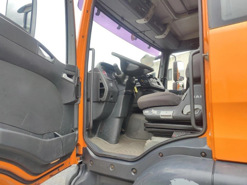 MAN TGA 26.320 6x2 garbage truck ZOELLER - Боклукчийска кола: снимка 5 MAN TGA 26.320 6x2 garbage truck ZOELLER - Боклукчийска кола: снимка 5