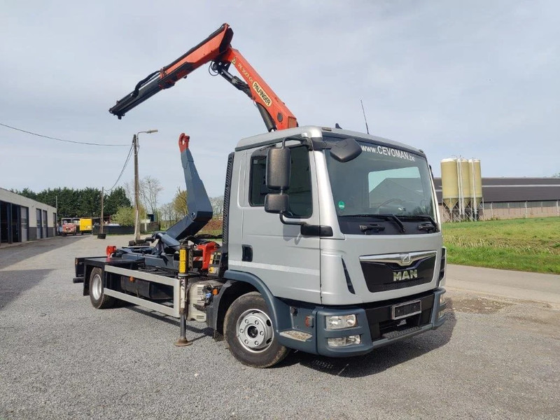 MAN TGL 12.250 Containersysteem met kraan Palfinger PK9001 + Remote - Мултилифт с кука камион, Камион с кран: снимка 2 MAN TGL 12.250 Containersysteem met kraan Palfinger PK9001 + Remote - Мултилифт с кука камион, Камион с кран: снимка 2