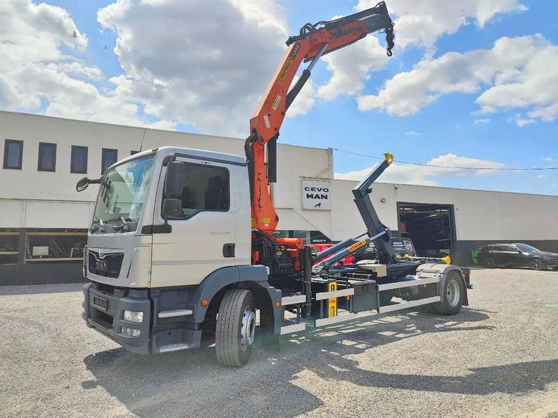 MAN TGM 18.290 4x2 Euro 6 + Crane Palfinger PK15500 - Мултилифт с кука камион, Камион с кран: снимка 1 MAN TGM 18.290 4x2 Euro 6 + Crane Palfinger PK15500 - Мултилифт с кука камион, Камион с кран: снимка 1