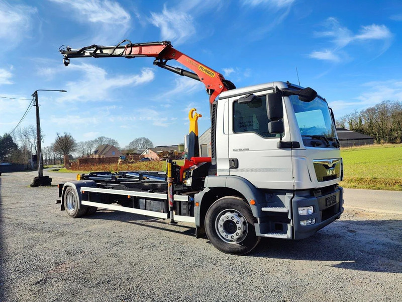 MAN TGM 18.290 Container + Palfinger PK13001 - Мултилифт с кука камион, Камион с кран: снимка 1 MAN TGM 18.290 Container + Palfinger PK13001 - Мултилифт с кука камион, Камион с кран: снимка 1