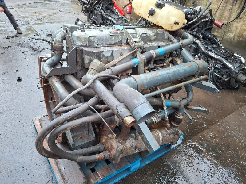 DAF RS180M (75CF) - Двигател: снимка 4 DAF RS180M (75CF) - Двигател: снимка 4