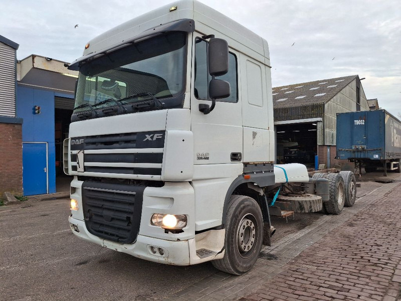 DAF XF 105.460 - Шаси кабина: снимка 1 DAF XF 105.460 - Шаси кабина: снимка 1