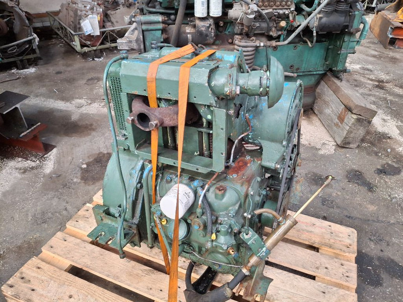 Deutz F2L912 - Двигател: снимка 2 Deutz F2L912 - Двигател: снимка 2