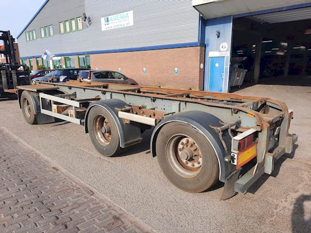 Floor FLA-3-101 - Контейнеровоз/ Сменна каросерия полуремарке: снимка 2 Floor FLA-3-101 - Контейнеровоз/ Сменна каросерия полуремарке: снимка 2