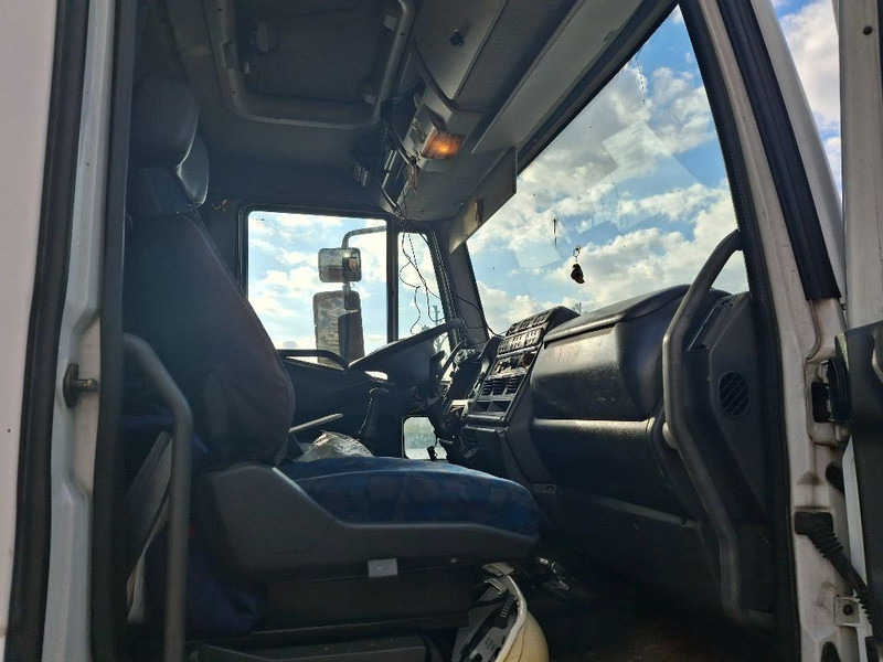 Шаси кабина Iveco ML150E21 EUROCARGO: снимка 11