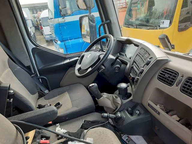 Renault MIDLUM 220 - Шаси кабина: снимка 4 Renault MIDLUM 220 - Шаси кабина: снимка 4
