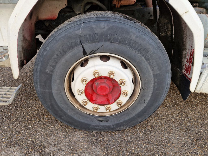Scania R 142 H 6X2 V8 - Бордови камион: снимка 2 Scania R 142 H 6X2 V8 - Бордови камион: снимка 2