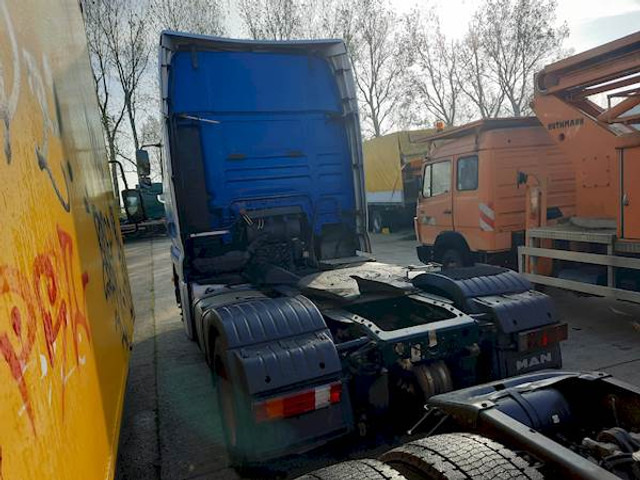 MAN TGA 18.480 - Влекач: снимка 4 MAN TGA 18.480 - Влекач: снимка 4