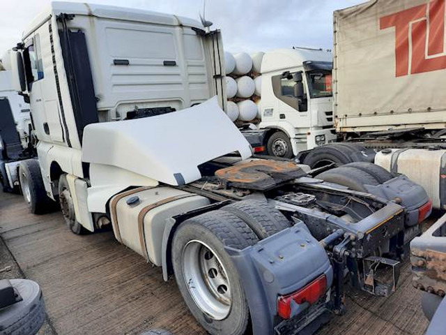 MAN TGX 18.400 - Влекач: снимка 4 MAN TGX 18.400 - Влекач: снимка 4