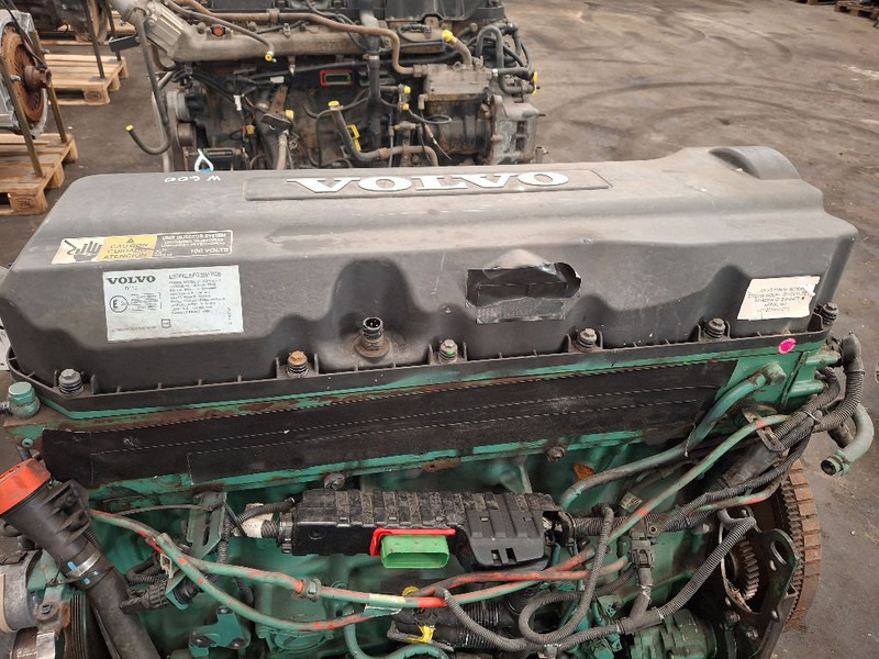 Volvo D11C370 - Двигател: снимка 5 Volvo D11C370 - Двигател: снимка 5