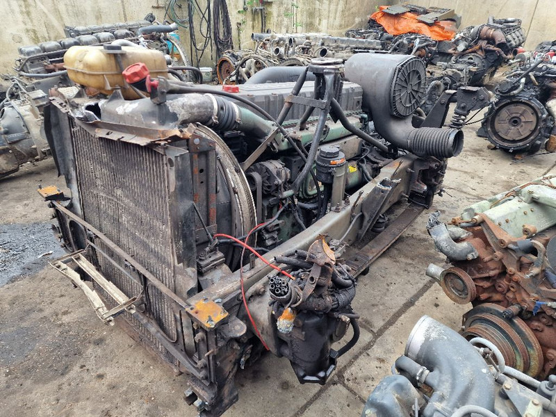Volvo D12C380 - Двигател: снимка 1 Volvo D12C380 - Двигател: снимка 1