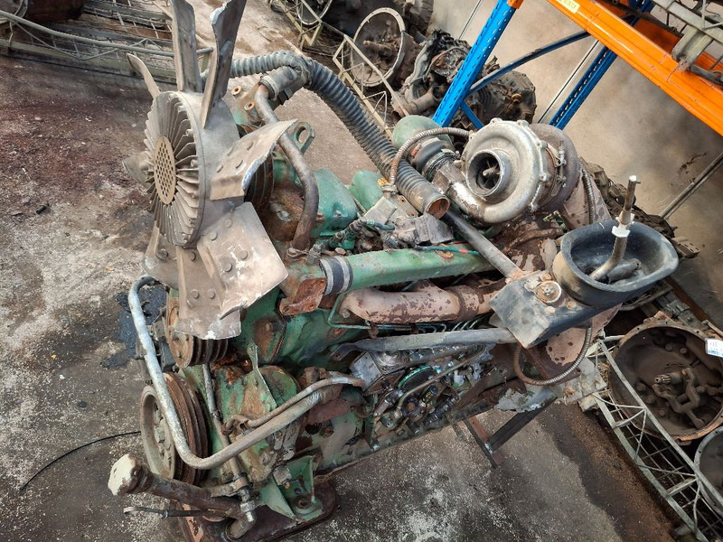 Volvo TD120A - Двигател: снимка 4 Volvo TD120A - Двигател: снимка 4