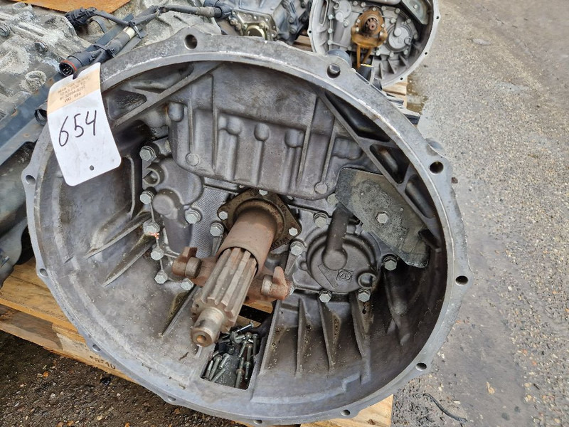 ZF ASTRONIC 12AS2130 TD - Скоростна кутия: снимка 2 ZF ASTRONIC 12AS2130 TD - Скоростна кутия: снимка 2