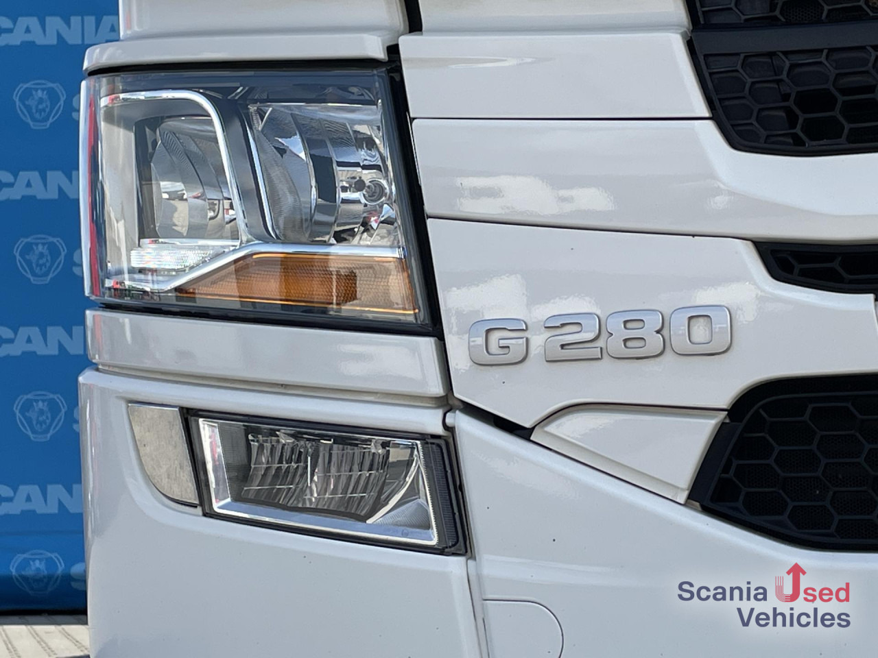 SCANIA G 280 B4x2NB RETARDER FULL AIR CNG TAIL LIFT 2.5T - Камион фургон: снимка 2 SCANIA G 280 B4x2NB RETARDER FULL AIR CNG TAIL LIFT 2.5T - Камион фургон: снимка 2