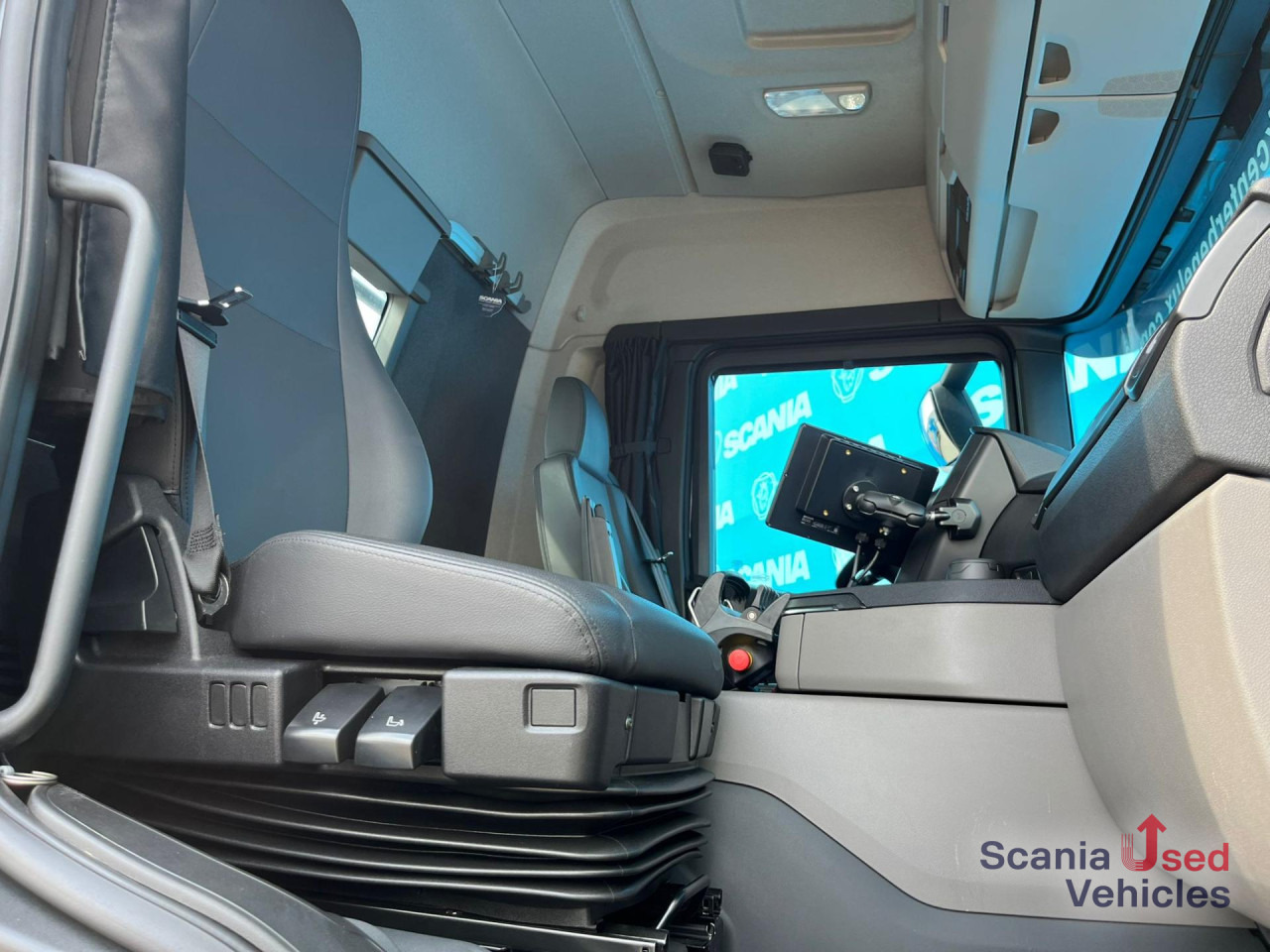Бордови камион SCANIA G 450 B8x2*6NB DIFF-L HIAB X-HIPRO 262 EP-4: снимка 7