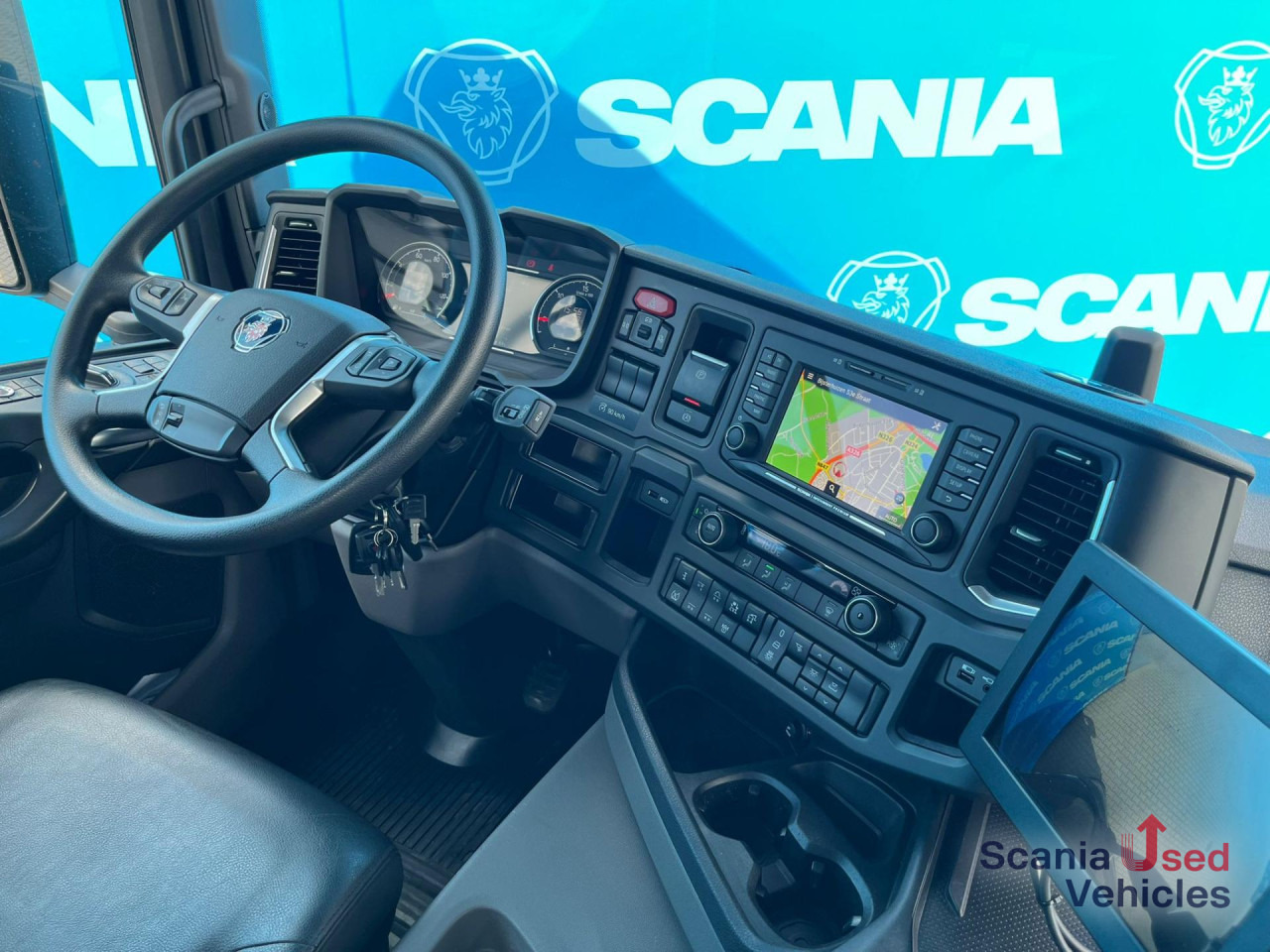 SCANIA G 450 B8x2*6NB DIFF-L HIAB X-HIPRO 262 EP-4 - Бордови камион: снимка 4 SCANIA G 450 B8x2*6NB DIFF-L HIAB X-HIPRO 262 EP-4 - Бордови камион: снимка 4
