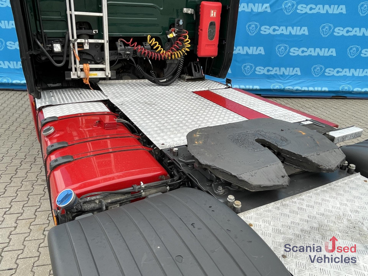 Влекач SCANIA R 410 A4x2NA RETARDER ADR FL LED ACC: снимка 14