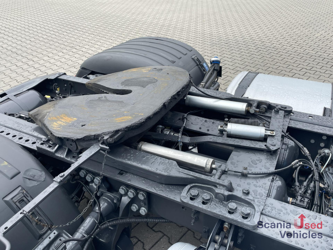 SCANIA R 460 A4x2EB RETARDER P-AIRCO MEGA VOLUME - Влекач: снимка 3 SCANIA R 460 A4x2EB RETARDER P-AIRCO MEGA VOLUME - Влекач: снимка 3