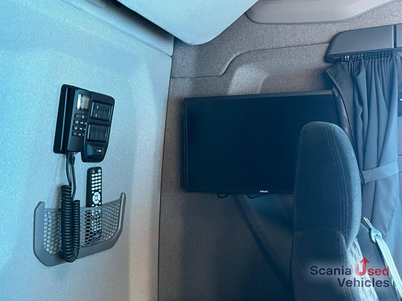 SCANIA S 450 A4x2NA DIFF-L RETARDER PARK AIRCO ACC - Влекач: снимка 5 SCANIA S 450 A4x2NA DIFF-L RETARDER PARK AIRCO ACC - Влекач: снимка 5