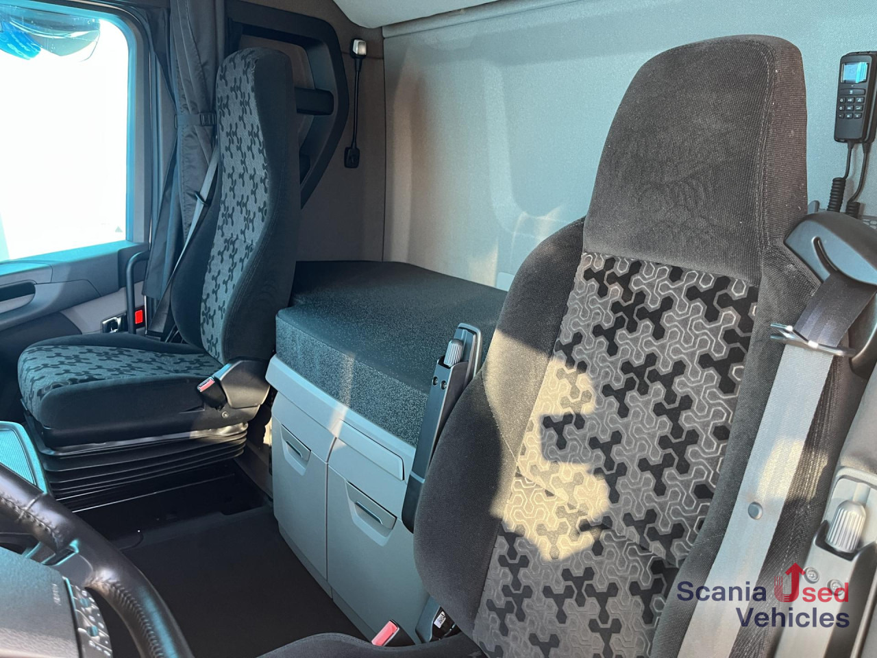 SCANIA S 500 A4x2NB DIFF-L RETARDER FULL AIR 8T ACC - Влекач: снимка 5 SCANIA S 500 A4x2NB DIFF-L RETARDER FULL AIR 8T ACC - Влекач: снимка 5