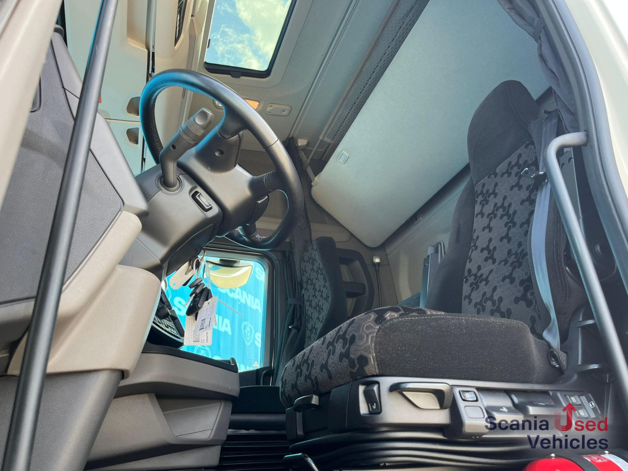 SCANIA S 500 A4x2NB DIFF-L RETARDER P-AIRCO FULL AIR ACC - Влекач: снимка 2 SCANIA S 500 A4x2NB DIFF-L RETARDER P-AIRCO FULL AIR ACC - Влекач: снимка 2