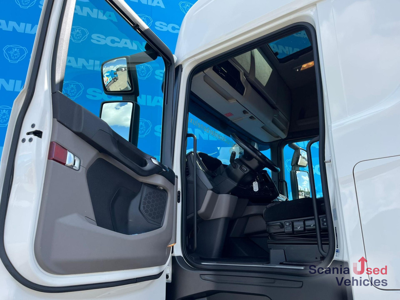 SCANIA S 500 A4x2NB RETARDER P-AIRCO FULL AIR 8T ACC - Влекач: снимка 3 SCANIA S 500 A4x2NB RETARDER P-AIRCO FULL AIR 8T ACC - Влекач: снимка 3
