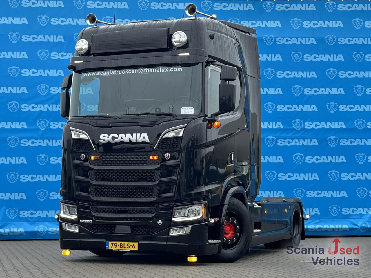 SCANIA S 520 A4x2NB V8 RETARDER DIFF-L FULL AIR 9T P-AIRC - Влекач: снимка 1 SCANIA S 520 A4x2NB V8 RETARDER DIFF-L FULL AIR 9T P-AIRC - Влекач: снимка 1