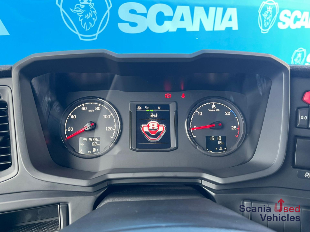 SCANIA S 530 A4x2NA DIFF-L RETARDER PARK AIRCO LED ACC - Влекач: снимка 5 SCANIA S 530 A4x2NA DIFF-L RETARDER PARK AIRCO LED ACC - Влекач: снимка 5