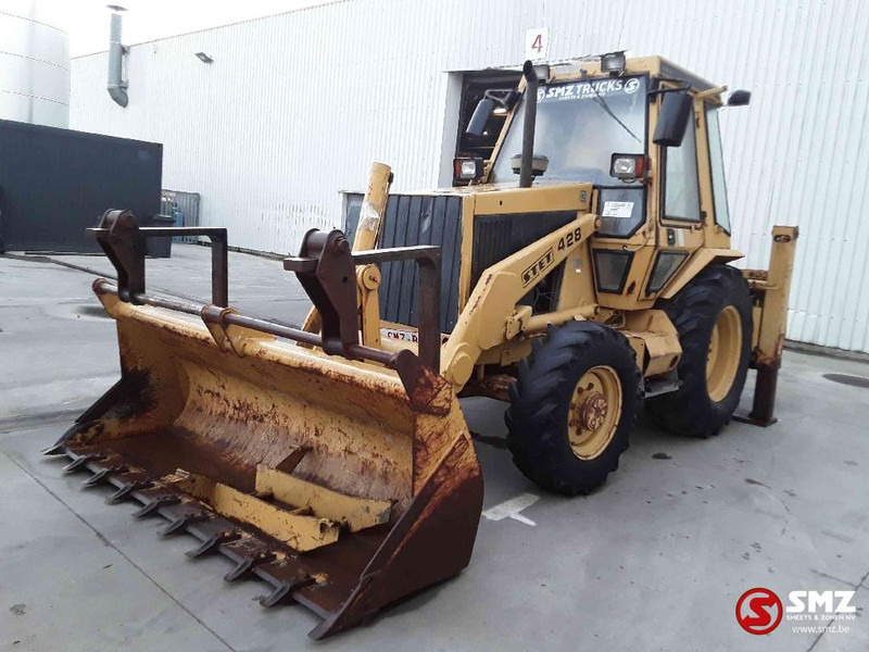 Caterpillar 428 - Багер-товарач: снимка 3 Caterpillar 428 - Багер-товарач: снимка 3