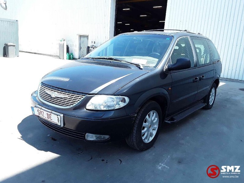 Chrysler Voyager tdi - Лек автомобил: снимка 3 Chrysler Voyager tdi - Лек автомобил: снимка 3