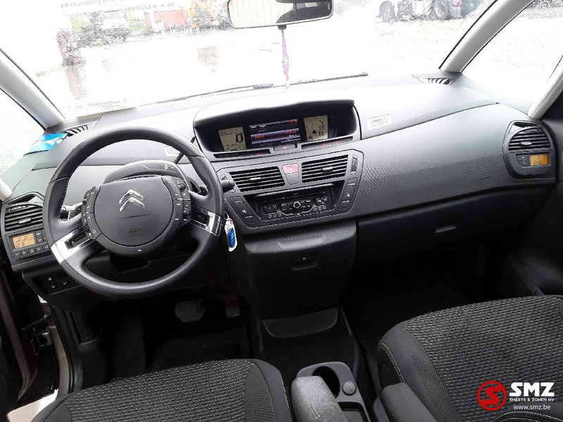 Лек автомобил Citroën C 4 Piccasso: снимка 7