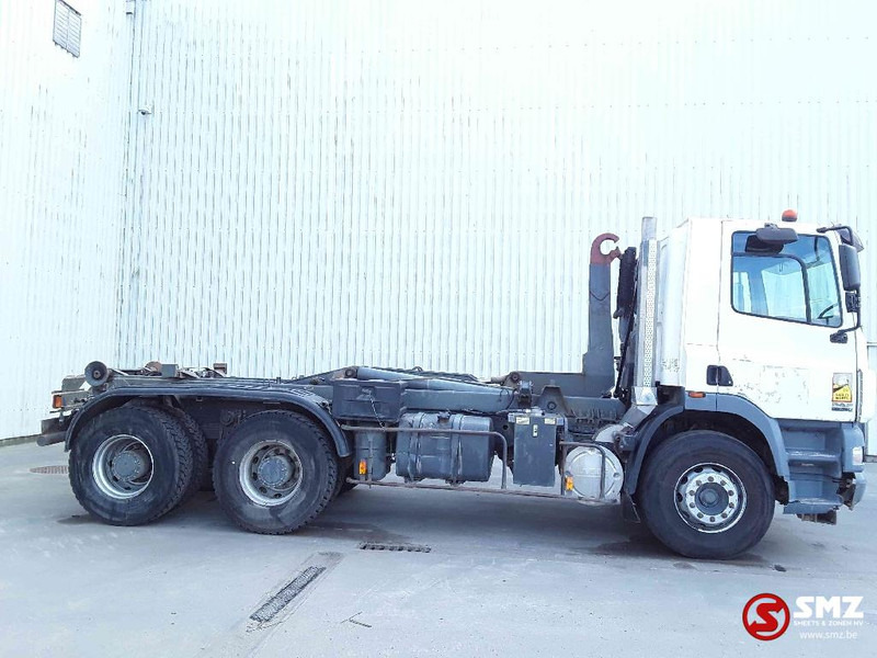 DAF 85 CF 340 Euro 3 top condtion - Контейнеровоз/ Сменна каросерия камион: снимка 4 DAF 85 CF 340 Euro 3 top condtion - Контейнеровоз/ Сменна каросерия камион: снимка 4
