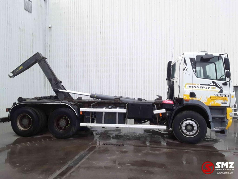 DAF 85 CF 430 6x4 euro3 - Контейнеровоз/ Сменна каросерия камион: снимка 4 DAF 85 CF 430 6x4 euro3 - Контейнеровоз/ Сменна каросерия камион: снимка 4