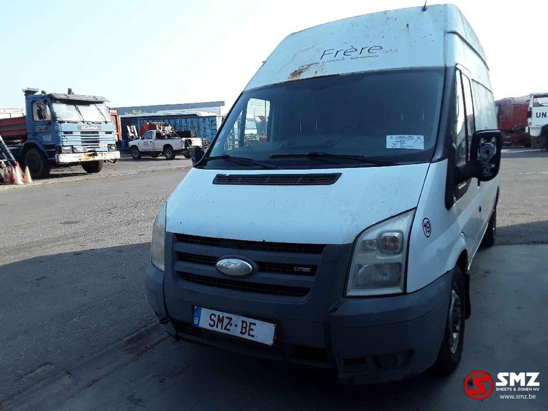 Ford Transit - Лекотоварен автомобил фургон: снимка 2 Ford Transit - Лекотоварен автомобил фургон: снимка 2