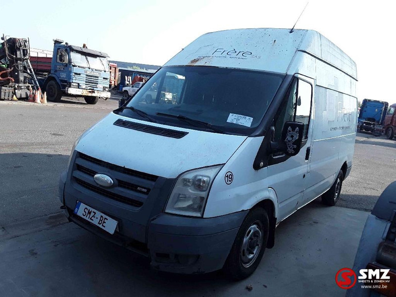 Ford Transit - Лекотоварен автомобил фургон: снимка 3 Ford Transit - Лекотоварен автомобил фургон: снимка 3