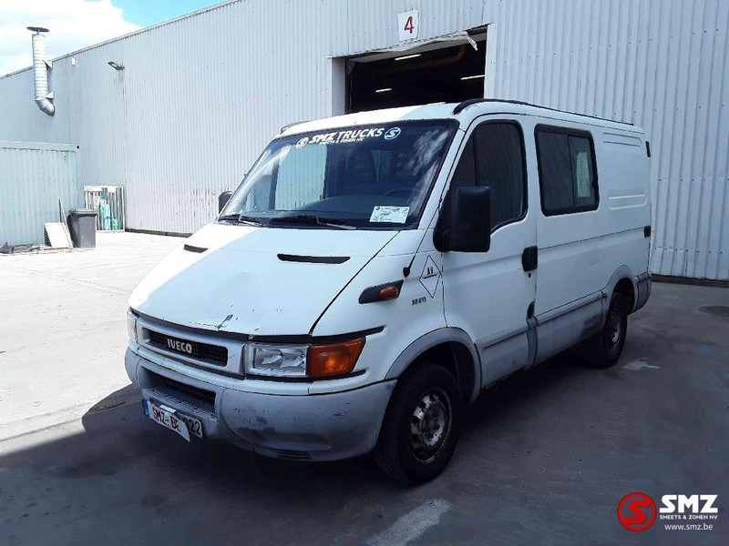 Iveco Daily - Товарен бус: снимка 3 Iveco Daily - Товарен бус: снимка 3