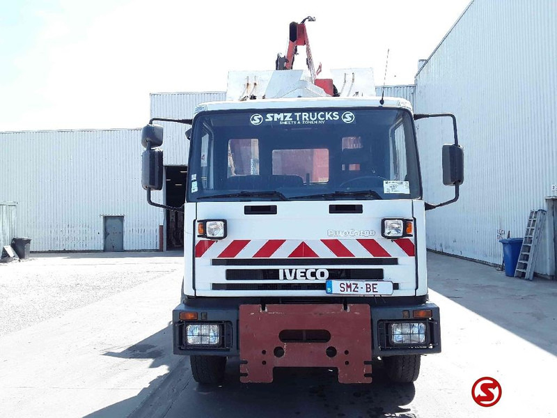 Iveco Eurocargo 150 E 18 120000km manual pump - Самосвал камион, Камион с кран: снимка 2 Iveco Eurocargo 150 E 18 120000km manual pump - Самосвал камион, Камион с кран: снимка 2