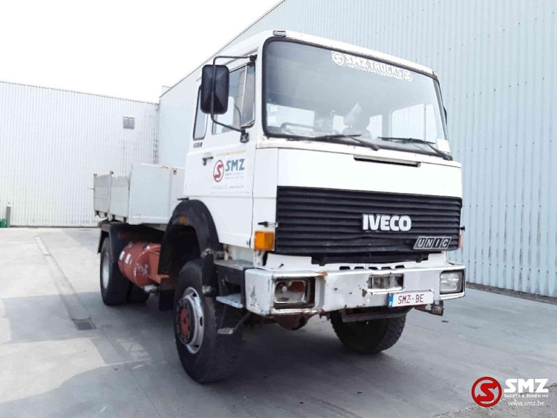 Iveco Magirus 190.32 4x4 tractor french -francais - Бордови камион: снимка 1 Iveco Magirus 190.32 4x4 tractor french -francais - Бордови камион: снимка 1