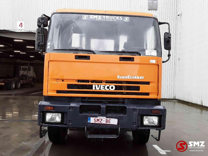 Iveco Trakker 260 E 34 6x4 francais - Контейнеровоз/ Сменна каросерия камион: снимка 2 Iveco Trakker 260 E 34 6x4 francais - Контейнеровоз/ Сменна каросерия камион: снимка 2